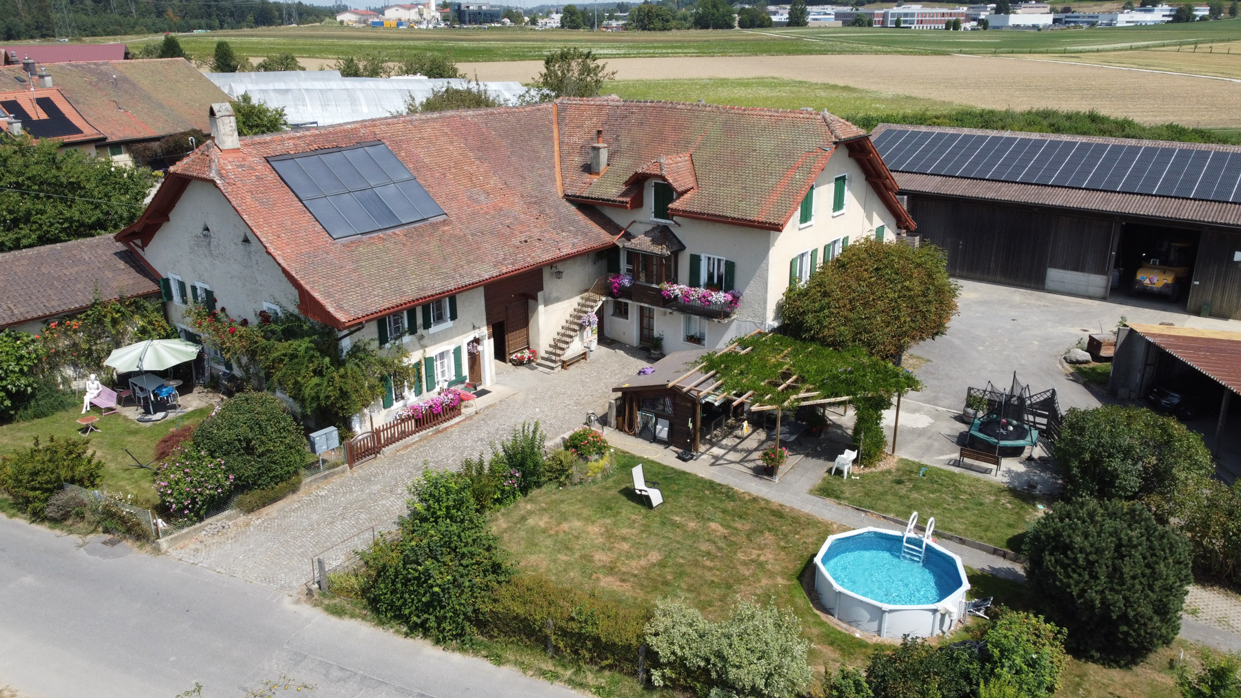 DCIM100MEDIADJI 0082.JPG